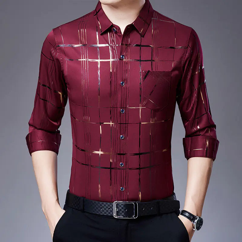 Fashionable men's casual shirt in polyester and elastane