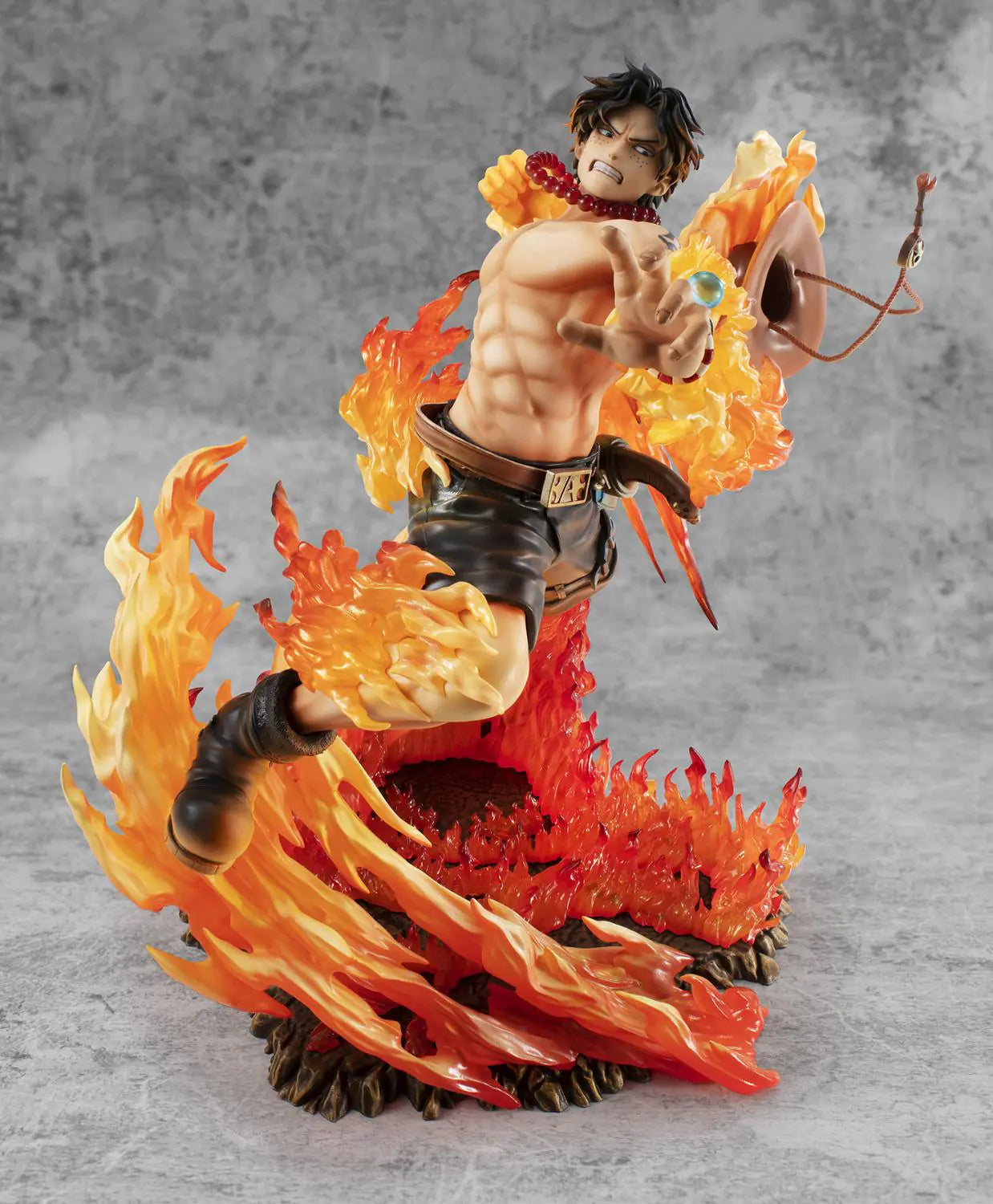 Figuras de acción One Piece POP MAX Ace y Zoro (15.º aniversario)