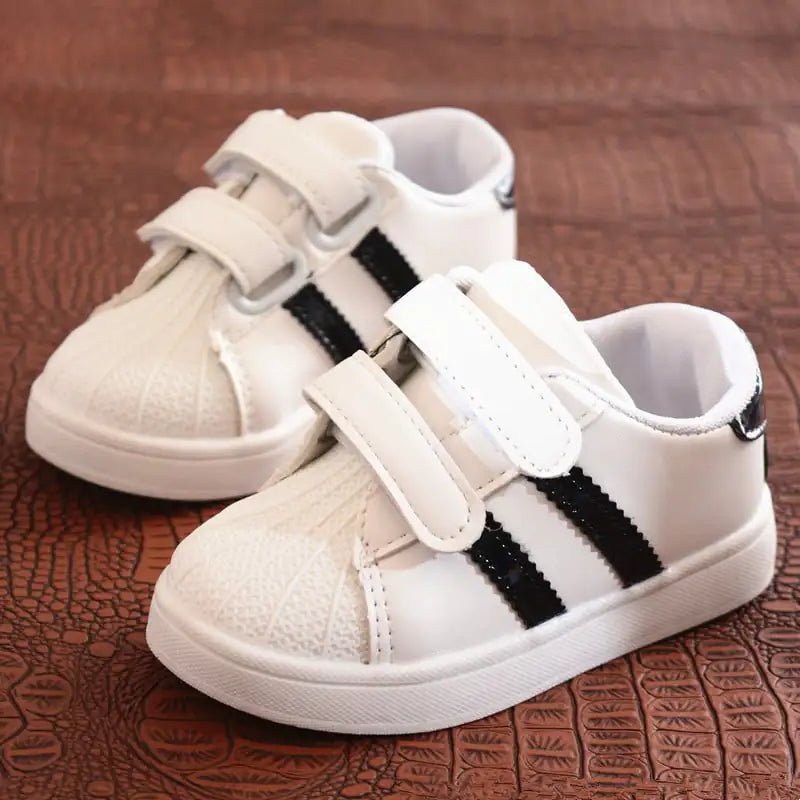 Zapatillas deportivas blancas con punta de goma para niños - Vant